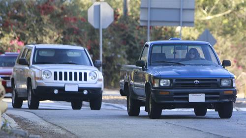 Kristen Stewart driving in Los Angeles - October 30, 2013  