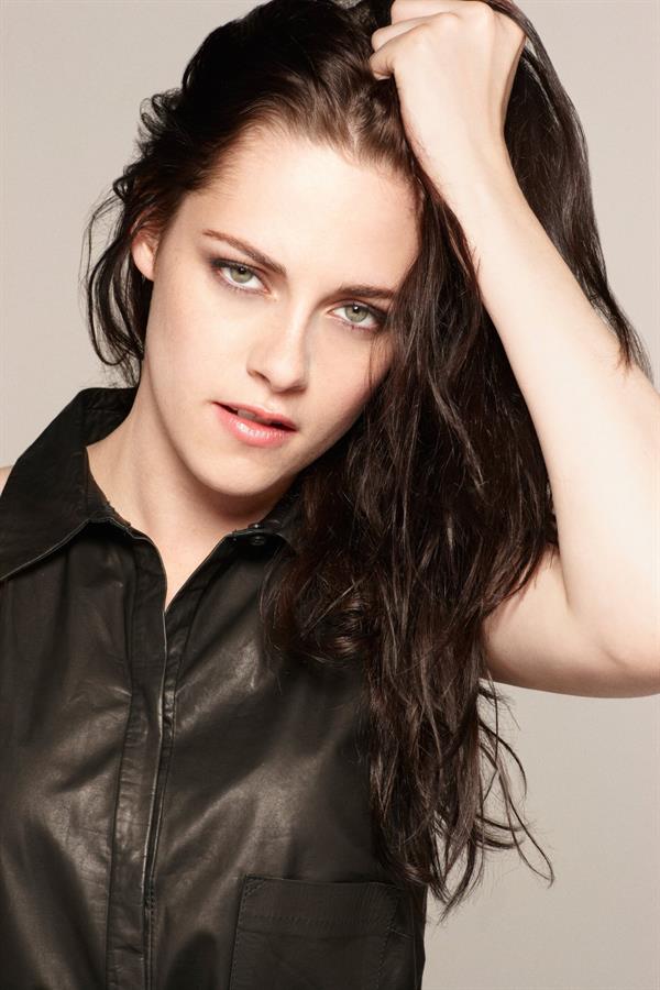 Kristen Stewart 2012  Snow White and the Huntsman  Portraits in Los Angeles 