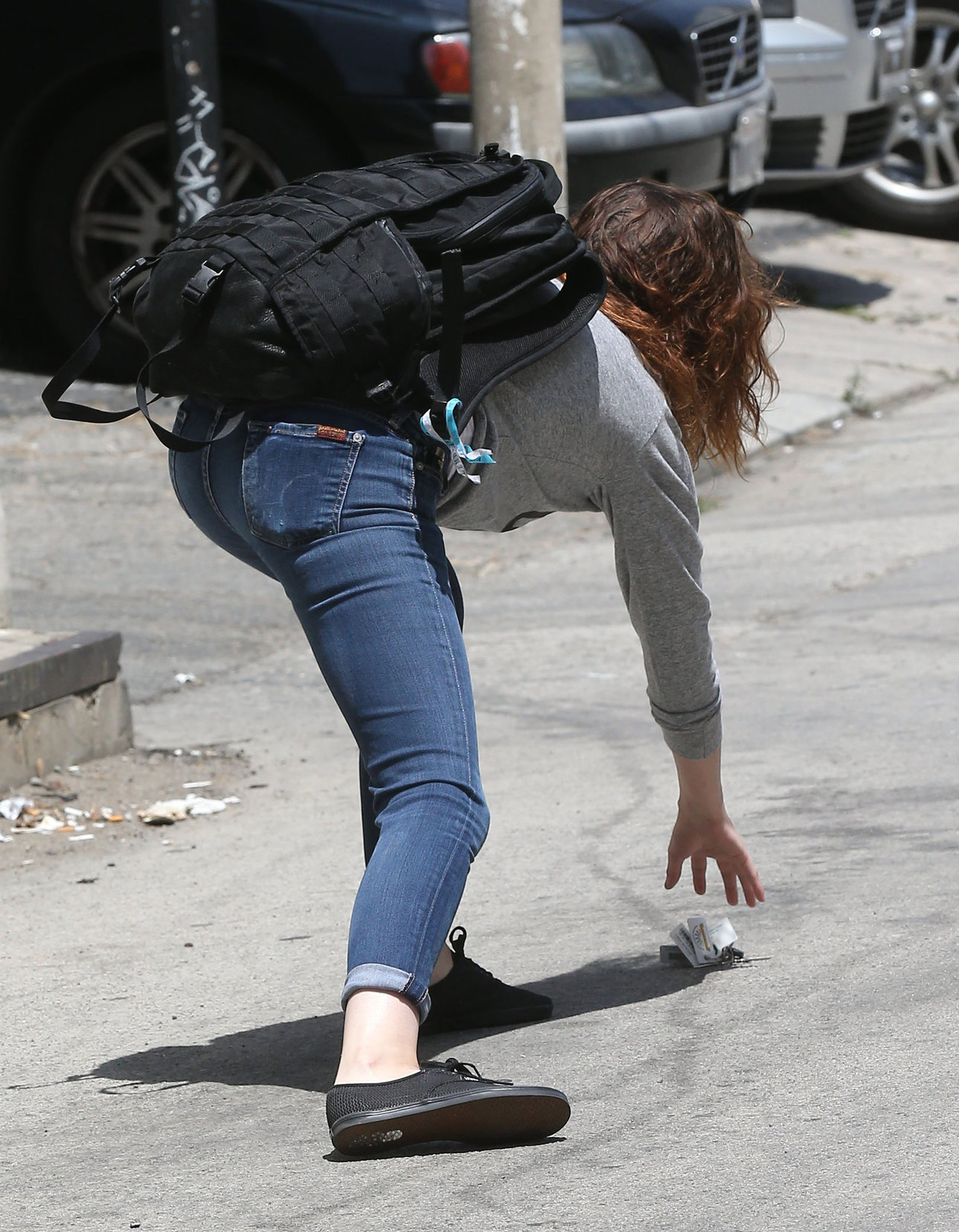 Kristen Stewart Pictures Kristen Stewart walking in Los Angeles - June 13, 2013
