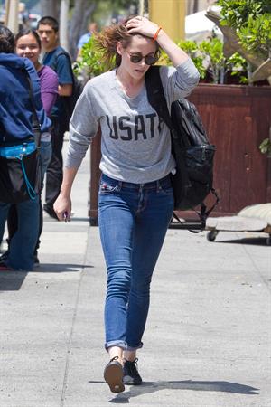 Kristen Stewart walking in Los Angeles - June 13, 2013 