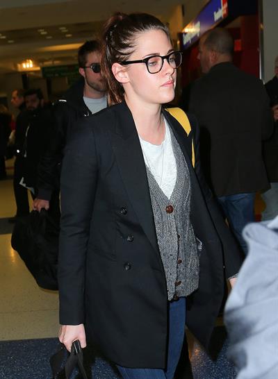 Kristen Stewart at JFK Airport in New York City 11/23/12 
