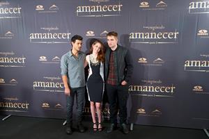 The Twilight Saga Breaking Dawn Part 2 Photocall in Madrid November 15, 2012 Gal Nu