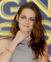 Kristen Stewart at Hollywood Foreign Press Association's Cecil B. Demille Award presentation in Beverly Hills 11/1/12
