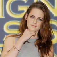 Kristen Stewart at Hollywood Foreign Press Association's Cecil B. Demille Award presentation in Beverly Hills 11/1/12