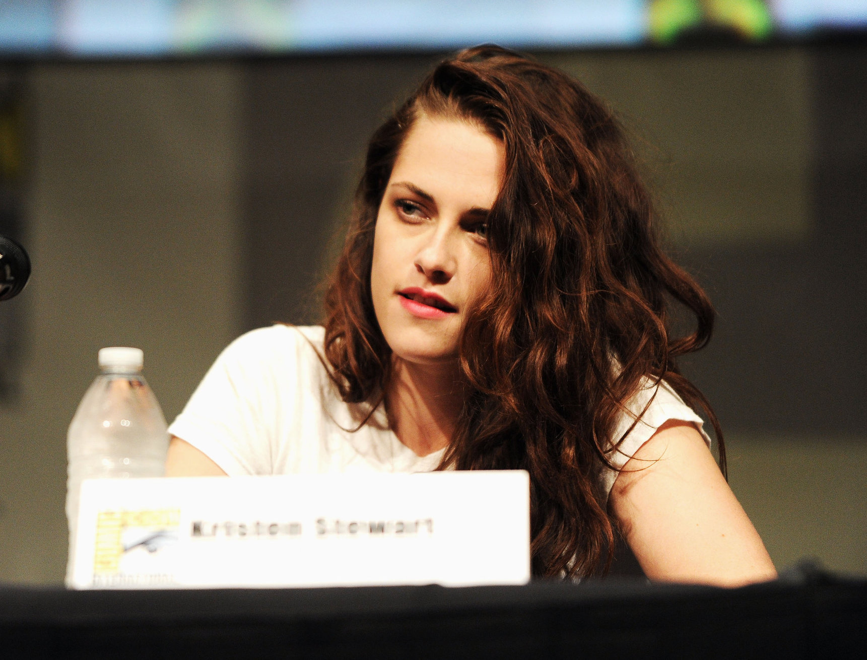 Kristen Stewart Pictures Kristen Stewart - The Twilight Saga: Breaking Dawn - Part 2 Comic-Con Press Conference in San Diego (12 Jul 2012)