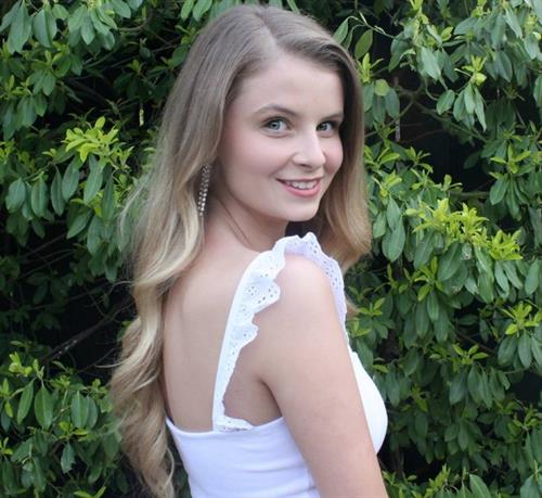 Angelika Nina Melnyk