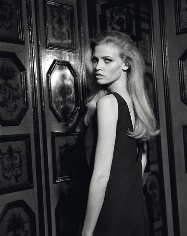 Lara Stone