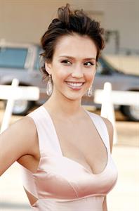 Jessica Alba 2008 NCLR Alma awards in Pasadena 