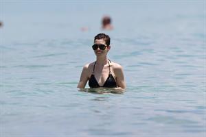 Anne Hathaway on a Beach in Miami 11 05 12 