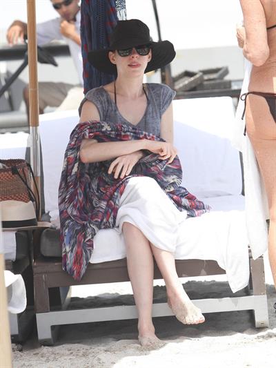 Anne Hathaway on a Beach in Miami 11 05 12 
