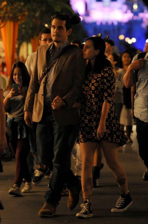 Katy Perry – candids at Disneyland in Anahiem 10/7/13  