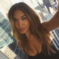 Jocelyn Chew taking a selfie