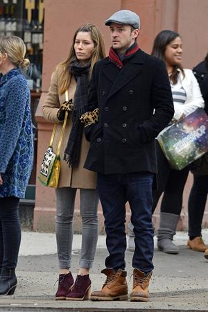 Jessica Biel taking a stroll with her fairly unknown boyfriend in New York City (01.03.2013) 