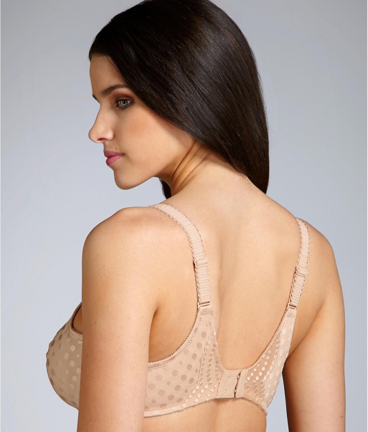 Tahnee Atkinson in lingerie