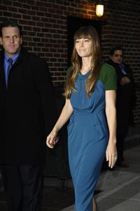 Jessica Biel Arrives for The Late Show With David Letterman in New York City (November 19, 2012) 
