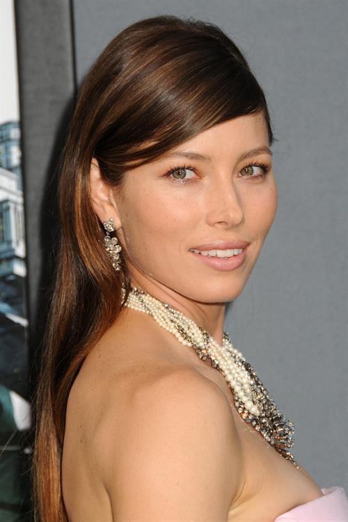 Jessica Biel  Total Recall  Los Angeles Premiere - August 1 2012 