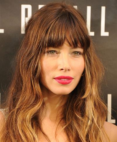 Jessica Biel poses at the Total Recall - Los Angeles Photo Call on July 28, 2012 in Beverly Hills, California