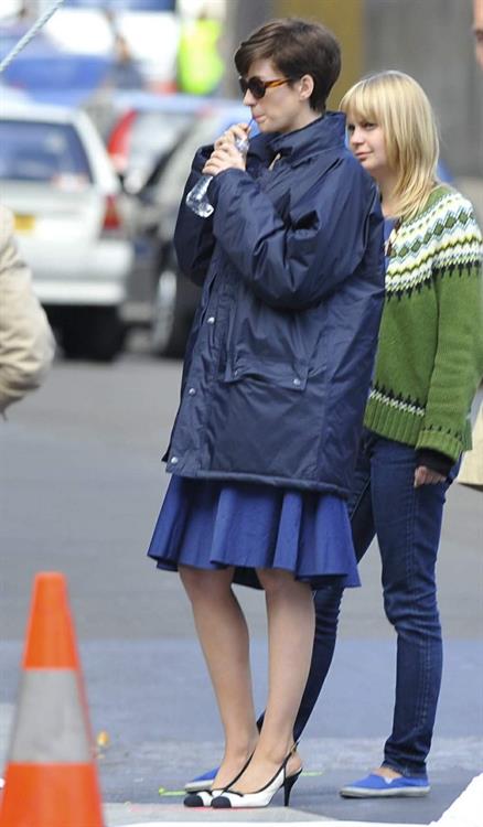 Anne Hathaway set of One Day in Paris August 31, 2013