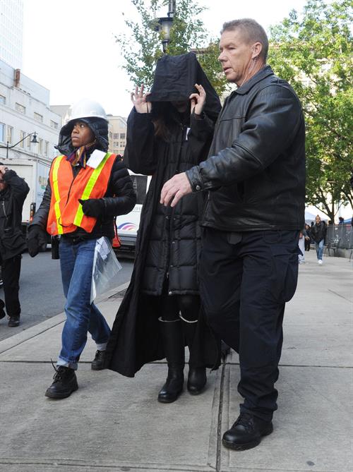 Anne Hathaway on the Dark Knight Rises set in New York City 4-11-2011 
