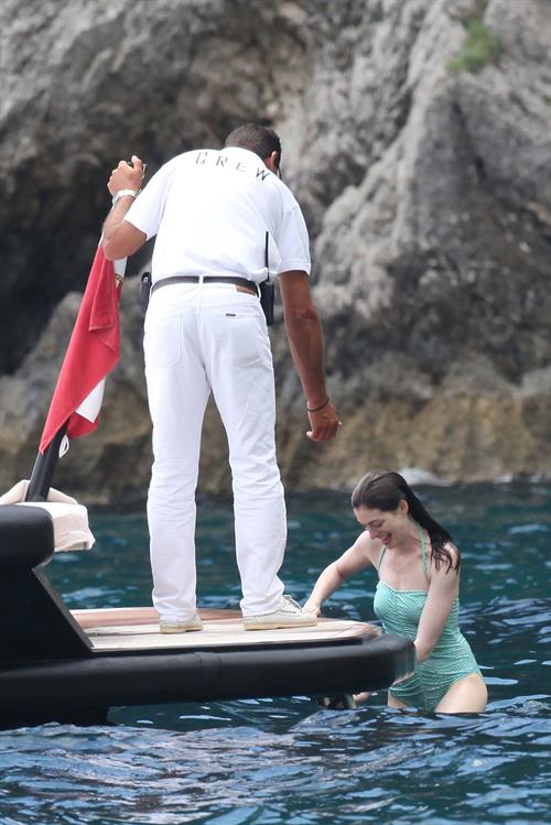 Anne Hathaway on vacation in Italy July 22, 2011 
