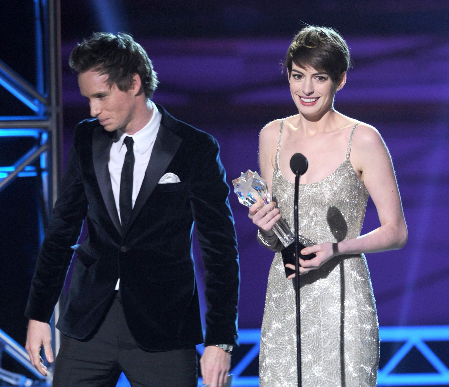 Anne Hathaway attends the Critics' Choice Movie Awards 2013 with Skinnygirl Cocktails at Barkar Hangar