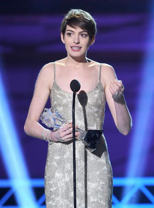 Anne Hathaway attends the Critics' Choice Movie Awards 2013 with Skinnygirl Cocktails at Barkar Hangar
