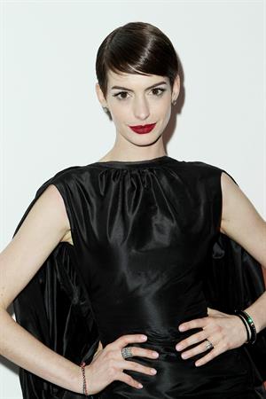 Anne Hathaway Les Miserables NY Premiere December 10-2012 