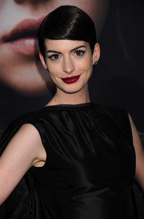 Anne Hathaway Les Miserables NY Premiere December 10-2012 