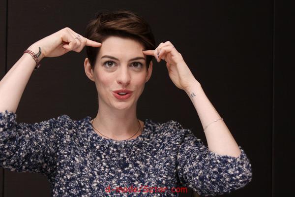 Anne Hathaway Photocall of the musical Les Miserables at the Mandarin Hotel in New York, NY, December 2, 2012