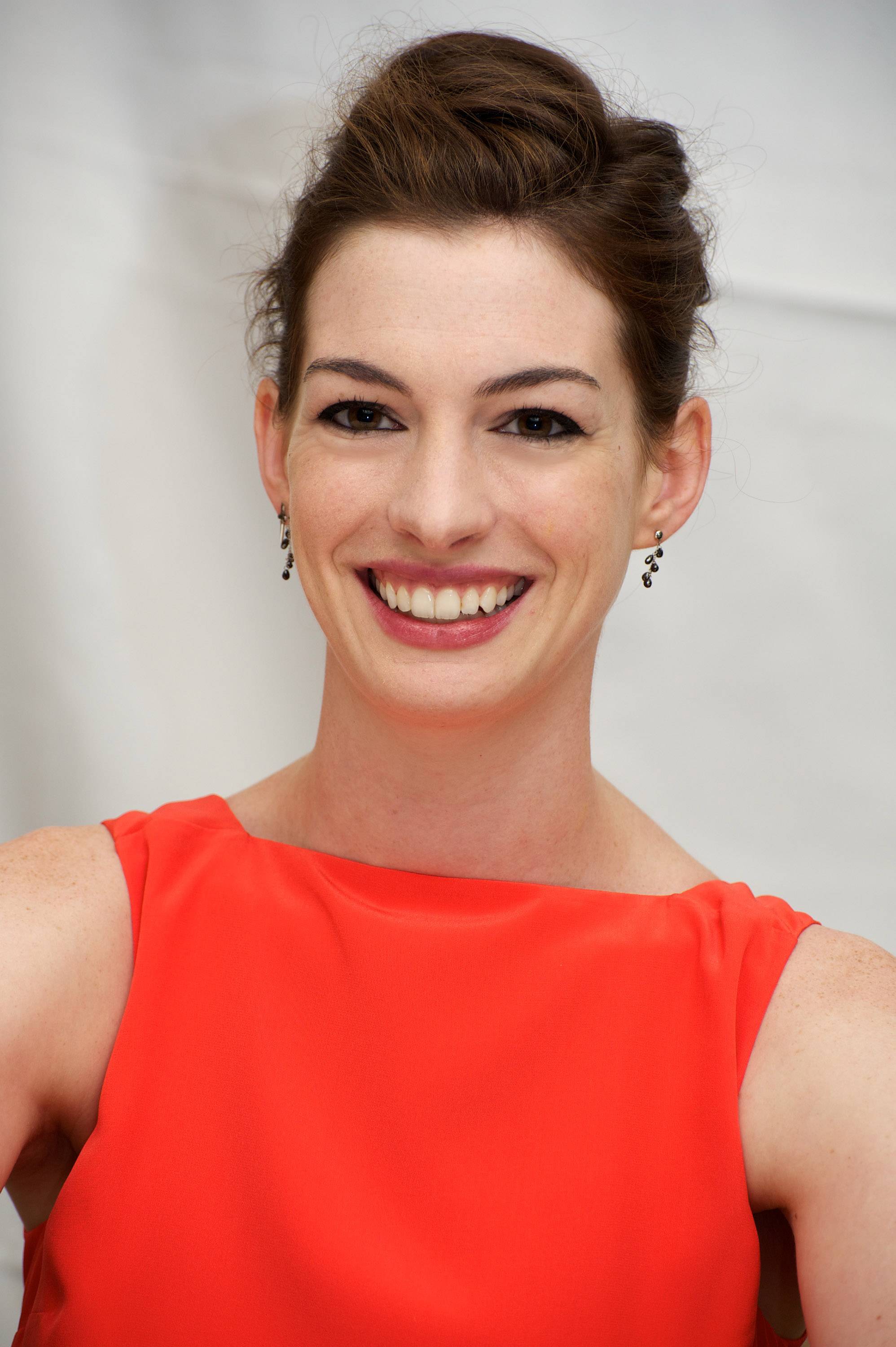Anne Hathaway One Day press conference in New York City 9/8/2011