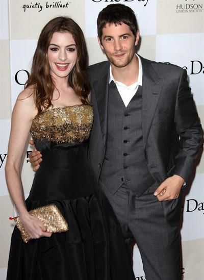 Anne Hathaway One Day Premiere in New York 8/8/2011 