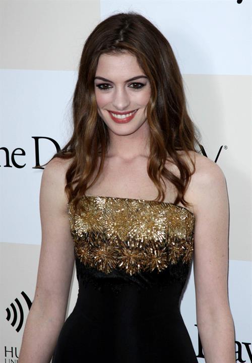 Anne Hathaway One Day Premiere in New York 8/8/2011 