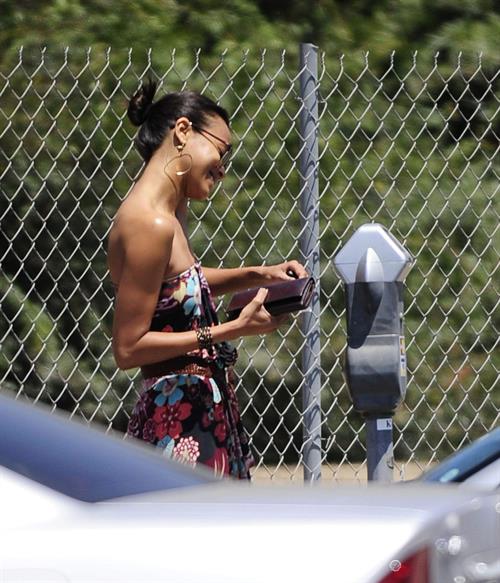 Zoe Saldana runs errands in LA August 5, 2011  