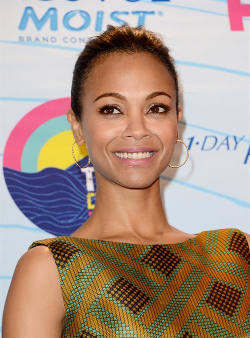 Zoe Saldana - 2012 Teen Choice Awards in Universal City (July 22, 2012)