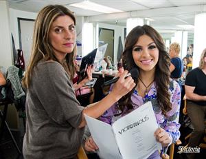 Victoria Justice Victorious Season 3-Episode 8 'April Fools' Blank' stills 