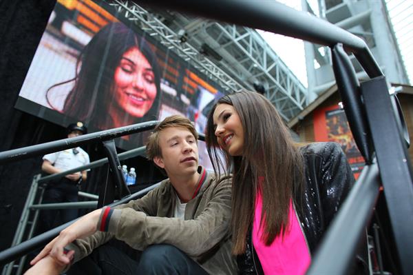 Victoria Justice screening of Fun Size at Mall of America 10/20/12 