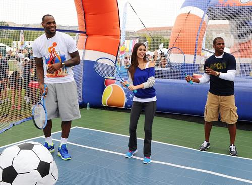 Victoria Justice Worldwide Day of Play event in Washington DC 9/24/11 