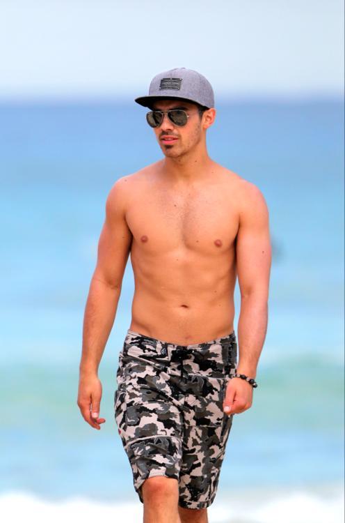 Joe Jonas