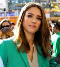 Jessica Alba on the set of Extra in Los Angeles on January 25, 2012 