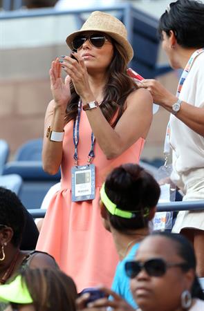 Eva Longoria - US Open in Flushing Meadows 30.08.12