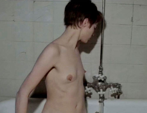 Charlotte gainsbourg topless