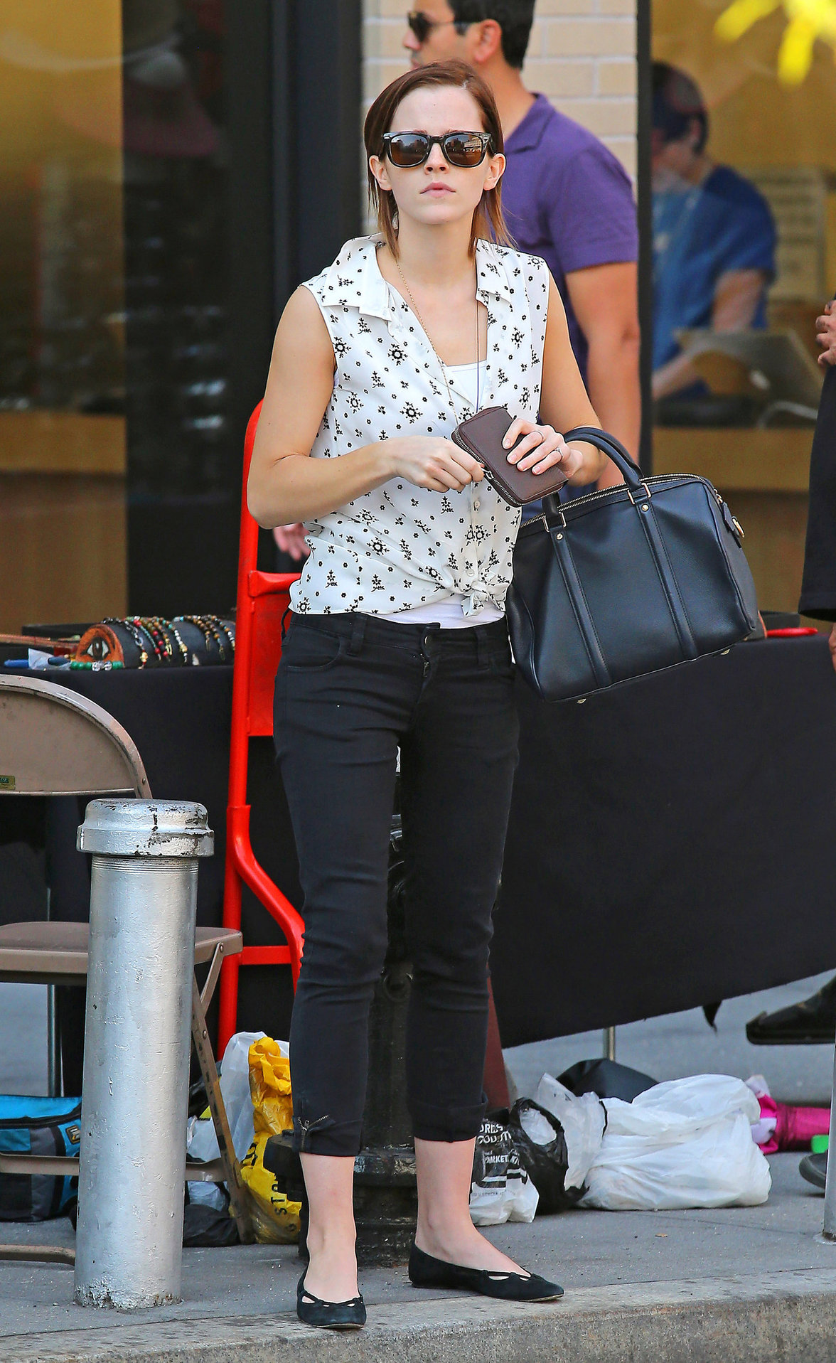 Emma Watson Shopping at a jewelry stand in the meatpacking district of New York 14.09.12