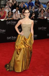 Emma Watson - Harry Potter and the Deathly Hallows Premiere in New York City, July 11, 2011
