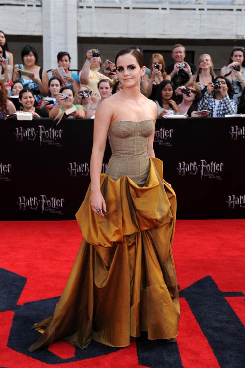 Emma Watson - Harry Potter and the Deathly Hallows Premiere in New York City, July 11, 2011