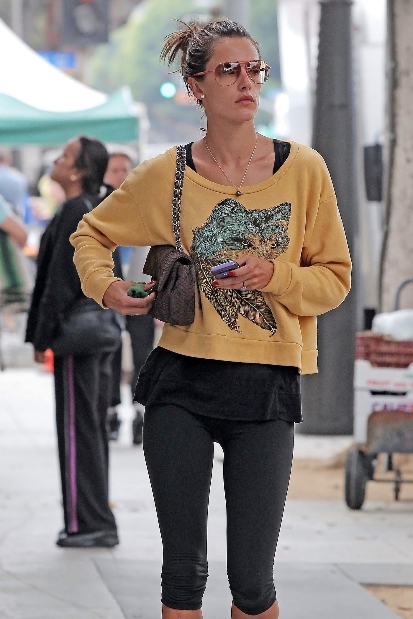 Alessandra Ambrosio out and about in Santa Monica 31.08.11 