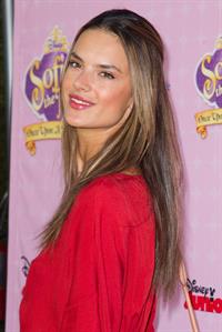 Alessandra Ambrosio 2012-11-10 - Los Angeles Premiere of Sof  