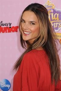 Alessandra Ambrosio 2012-11-10 - Los Angeles Premiere of Sof  