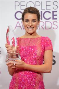 Lea Michele in pink at the 39th Annual People's Choice Awards in Los Angeles on Jan 9, 2013 