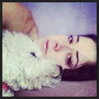 Manon Mathews taking a selfie