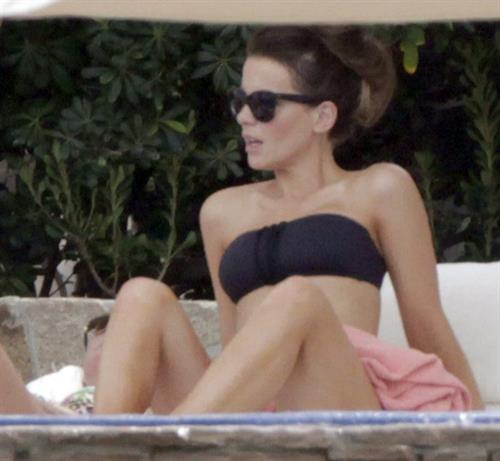 Kate Beckinsale in bikini as she fits in some sunbathing on family holiday in Mexico March 28-2013 